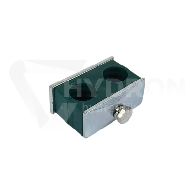 Uchwyt podwójny do rur hydraulicznych 18mm