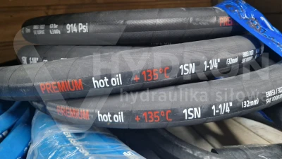 Wąż hydrauliczny  DN32 1SN ULTIMATE 135st. 63 bar