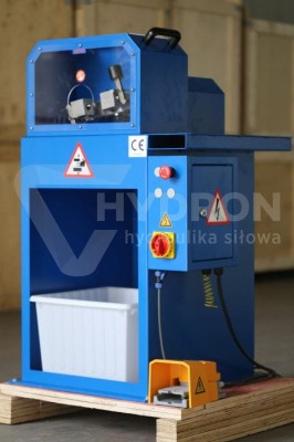 Przejdź do produktu 2. Skórowarka do węży hydraulicznych Skiver 51ES