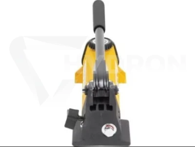 Pompa ręczna ENERPAC P142 dwustopniowa