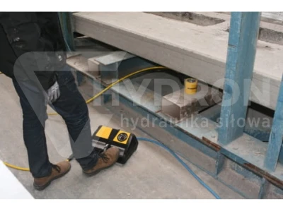 Pompa hydrauliczno pneumatyczna XA11 ENERPAC