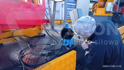 Zakuwarka ręczna do węży hydrauliczny P16HPZ do 1"