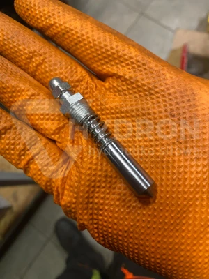 Śruba mocująca do szczęk FP145D SAMWAY