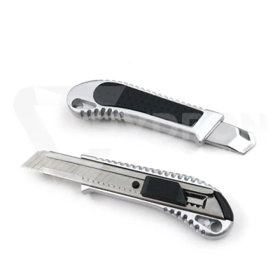 Nóż do tapet metalowy 18mm