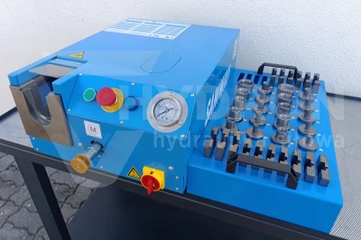 Ring assembly machine