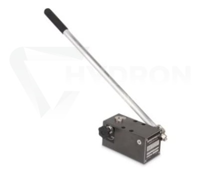 Przejdź do produktu Pompa hydrauliczna dwustopniowa MP1000 ENERPAC