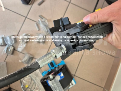 Zakuwarka ręczna do węży hydrauliczny NFF16 1" - ekonomiczna, najtańsza
