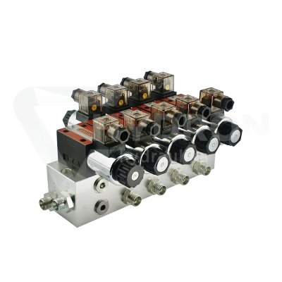 Przejdź do produktu Rozdzielacz hydrauliczny 4 sekcyjny blokowy typu CETOP 03 NG6 sterowany elektrycznie 230V