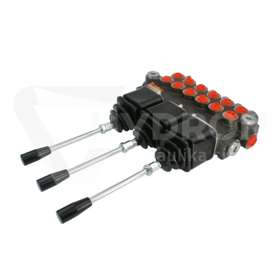 Rozdzielacz hydrauliczny 6 sekcyjny 40L sterowany trzema joystickami