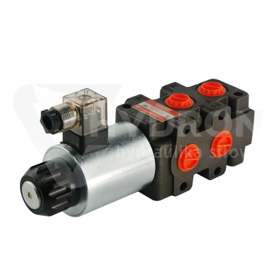Przejdź do produktu Elektrozawór dzielnik hydrauliczny 6/2 90L sterowany elektrycznie 12V (do Tura)