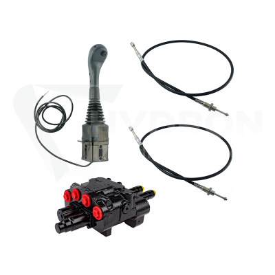 Przejdź do produktu Zestaw hydrauliczny 2 sekcyjny: rozdzielacz 80L z sekcją pływającą + joystick z jednym przyciskiem + dwie linki 2,5m