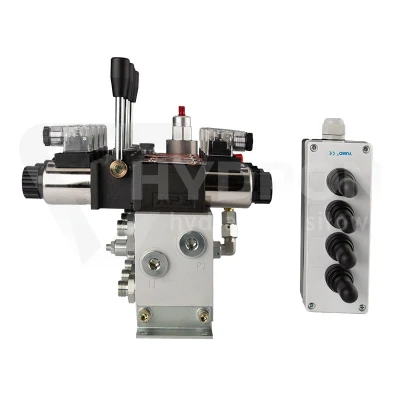 Rozdzielacz hydrauliczny 4 sekcyjny 12V blokowy typu Cetop 3 NG6 z proporcjonalnym regulatorem przepływu w komplecie z panelem sterującym Hydrolider z czterema joystickami, manometrem, wtyczkami elektrycznymi i przyłączami