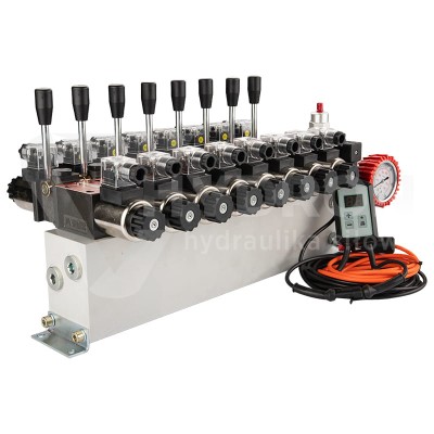 Przejdź do produktu Rozdzielacz hydrauliczny 8 sekcyjny 12V blokowy typu Cetop 3 NG6 z proporcjonalnym regulatorem przepływu w komplecie ze sterownikiem zaworu proporcjonalnego ARPWM manometrem, wtyczkami, elektrycznymi i przyłączami