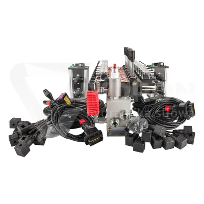 Rozdzielacz hydrauliczny 8 sekcyjny 12V blokowy typu Cetop 3 NG6 z  proporcjonalnym regulatorem przepływu w komplecie z dwoma panelami sterującymi Salvarani z dwoma joystickami, manometrem, wtyczkami elektrycznymi i przyłączami