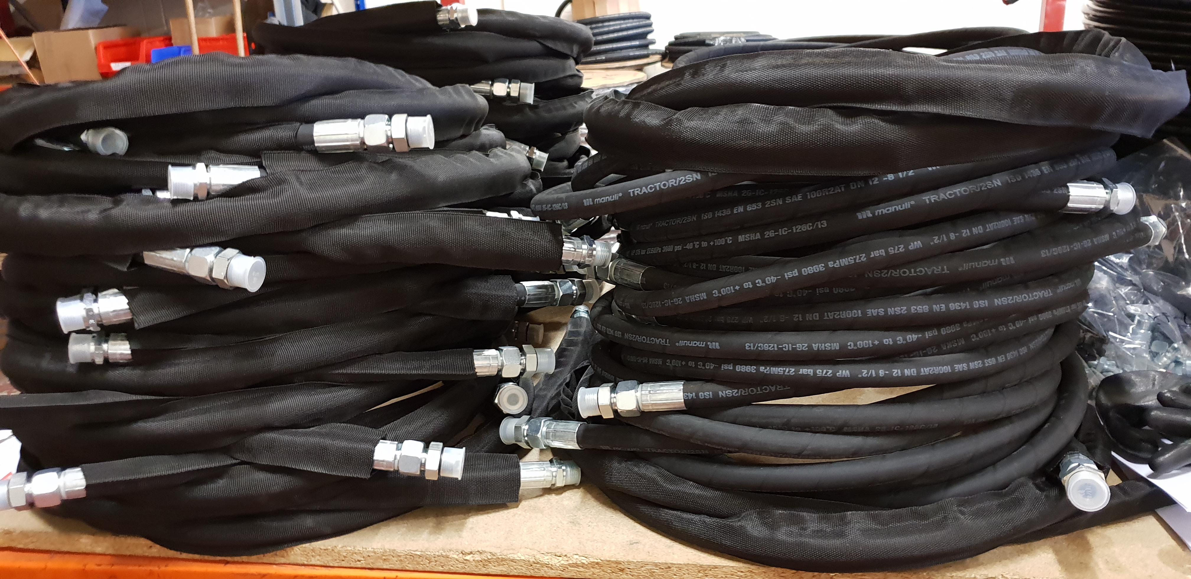 Osłony materiałowe na węże hydrauliczne