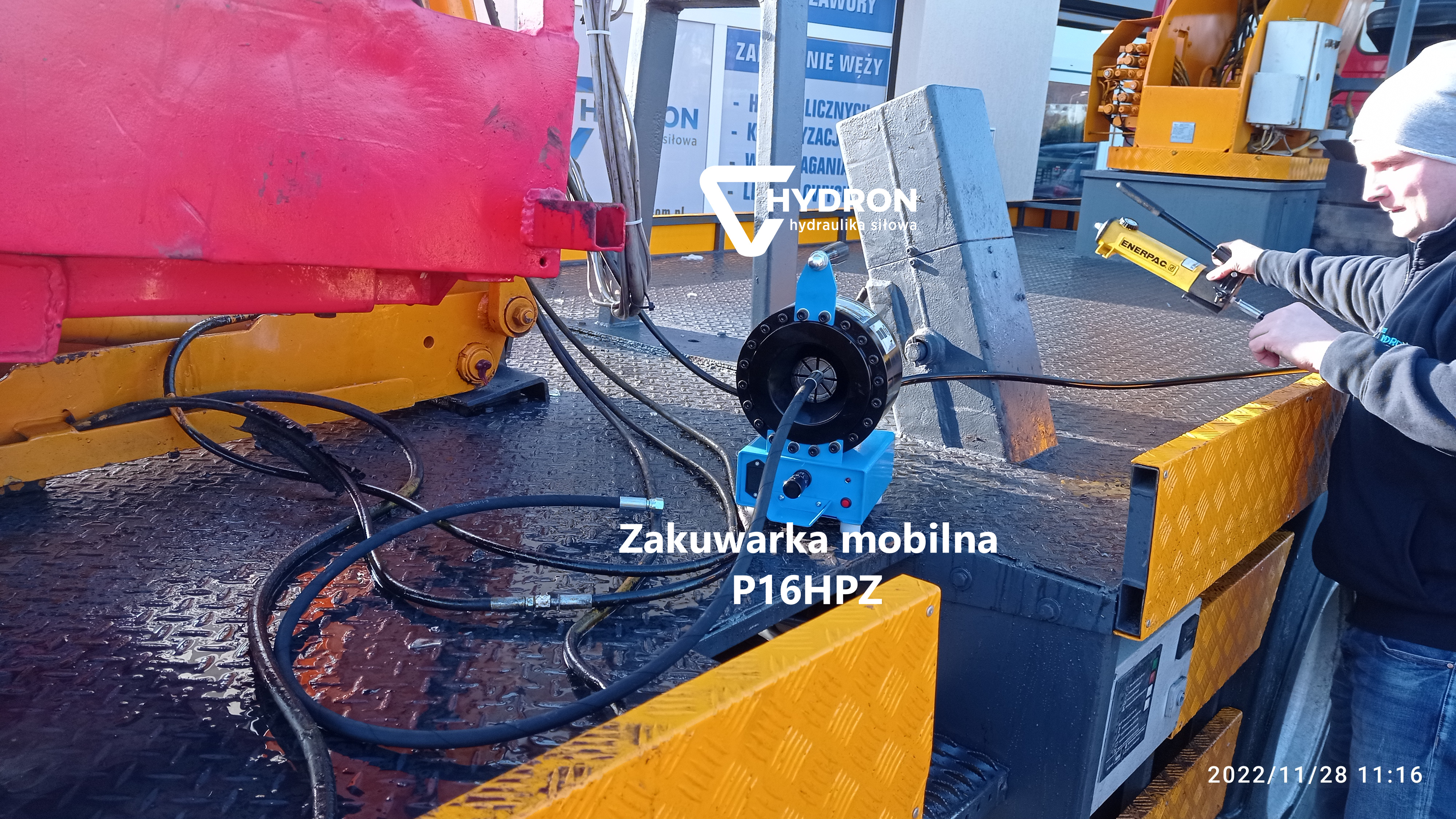 Mobilne zakuwarki do węży