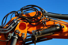 Hydraulika siłowa w budownictwie – typowe zastosowania i dobór elementów